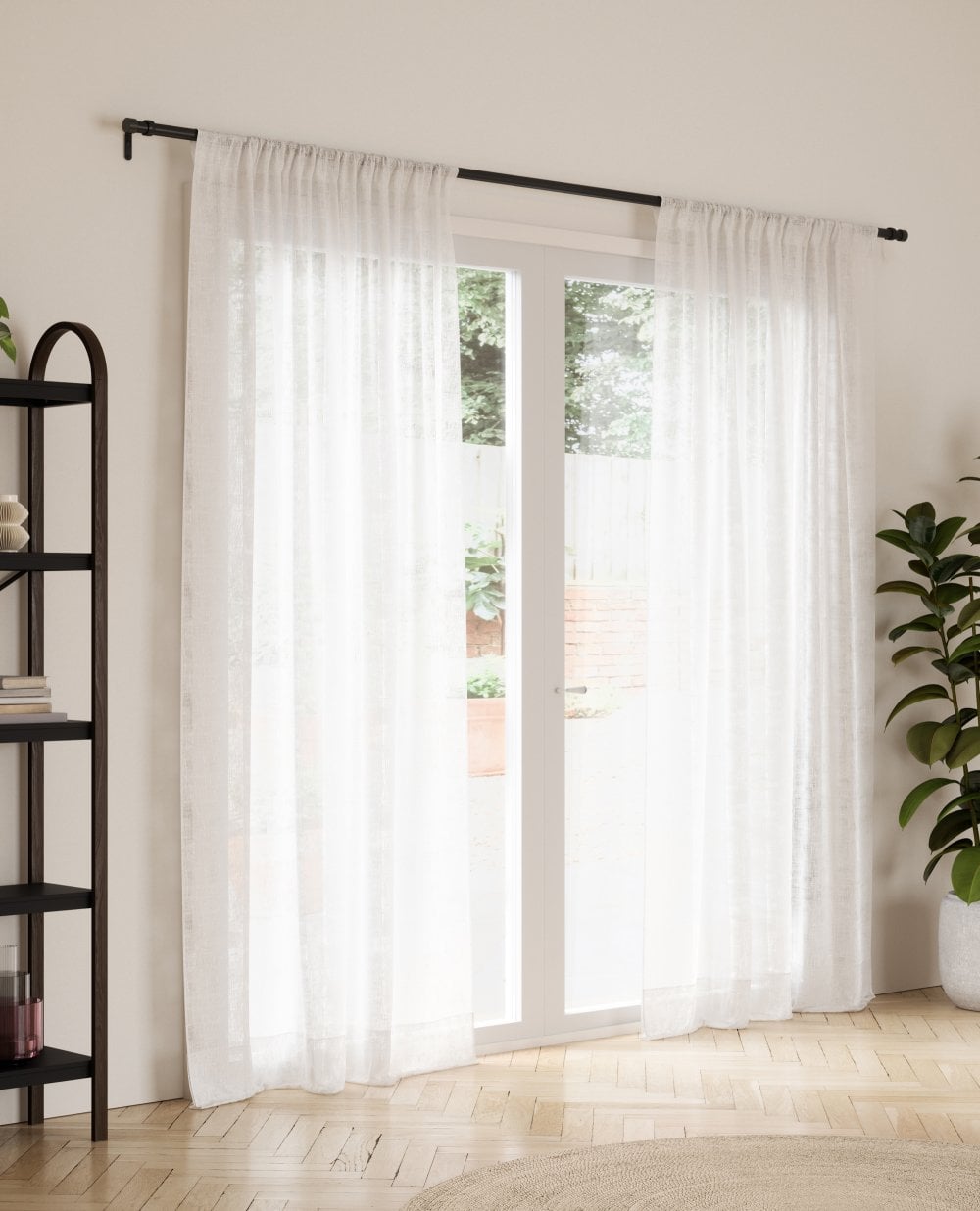 Umbra Cappa 25mm Black Expandable Curtain Pole