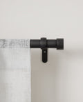 Umbra Cappa 25mm Black Expandable Curtain Pole